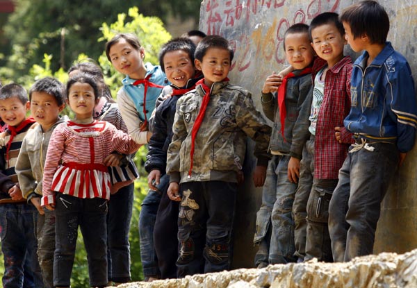 Free meals aid Guizhou rural school students