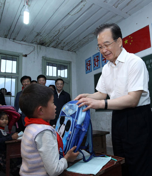 Wen visits students in rural school