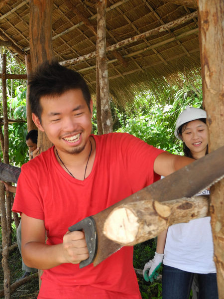 Chinese volunteer workers in Cambodia