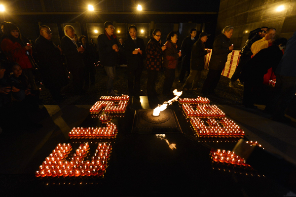 Massacre victims remembered at Nanjing vigil