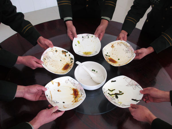 Web users call for 'eating up your dishes'