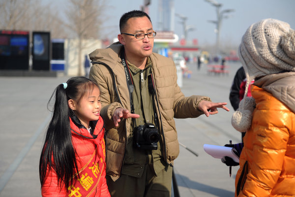 Girl, 9, hikes 30 cities with father