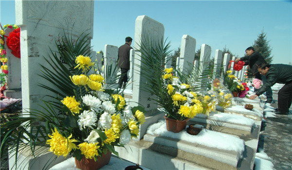 More choose responsible way to honor the dead