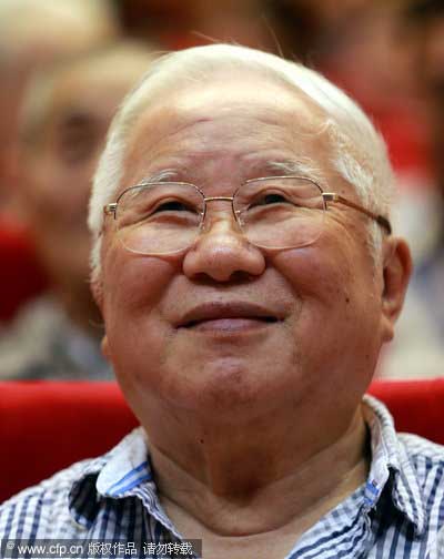 Nanjing University celebrates 111th anniversary. Alumni celebrate 111th year of Nanjing University