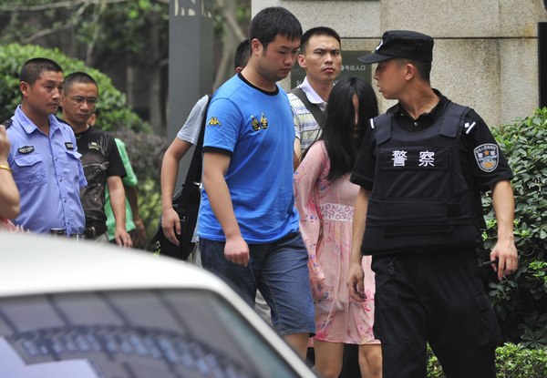 Suspects in gunfight with Chengdu police