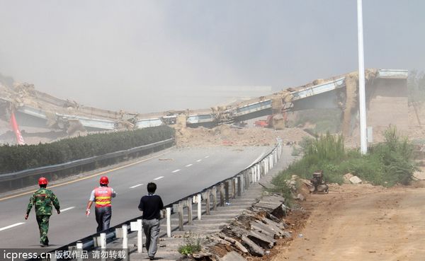 18 bridges blown up in a day