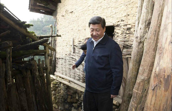 Xi makes poverty relief trip to Hunan