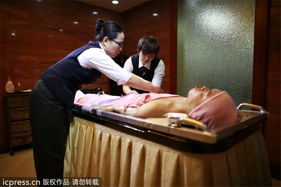 Shanghi provides body cleansing service for deceased