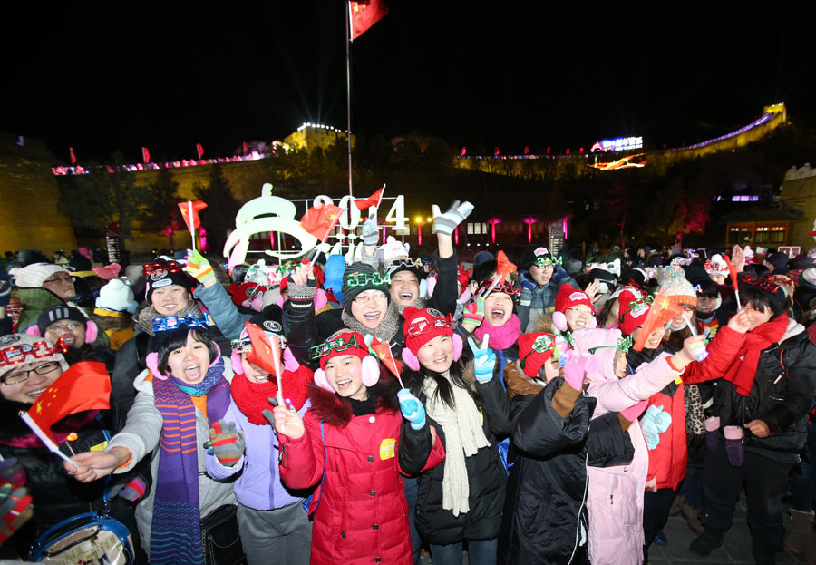 Revellers embrace the New Year at Great Wall