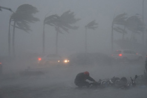Over 290 thousand evacuated as Typhoon Matmo landed in Fujian