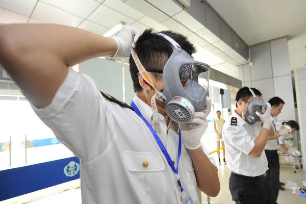 Anti-Ebola drill held in Hunan