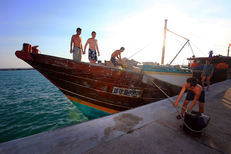 Ordinary life in China's southernmost city