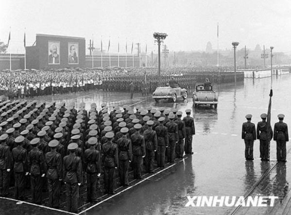 Old photos of China's military parade