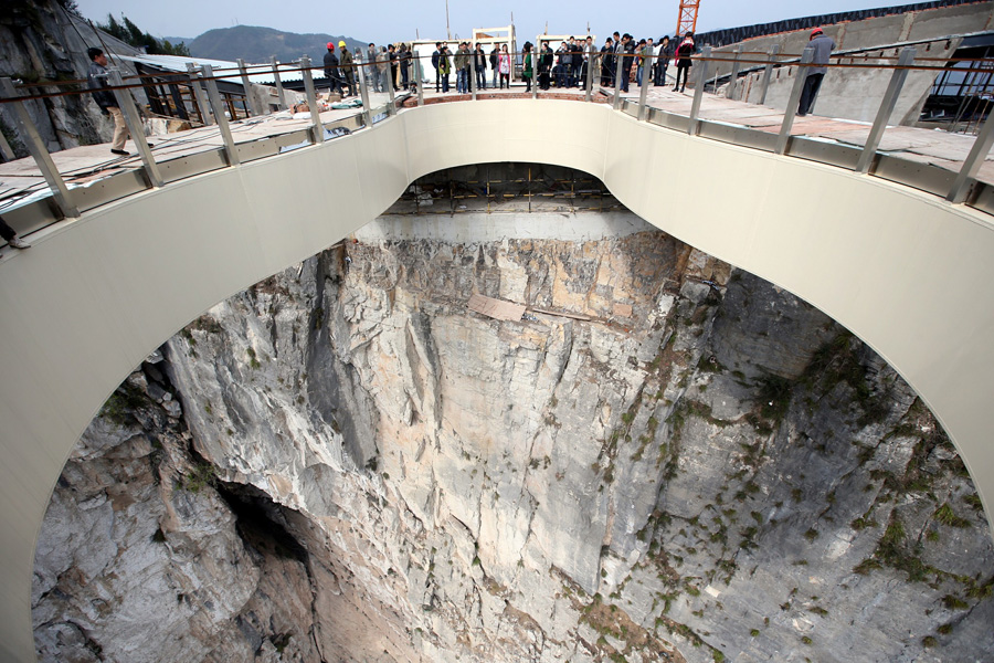 Record-breaking transparent skywalk to open in May