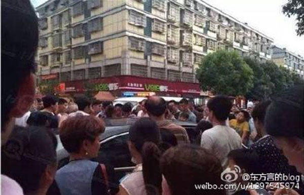 Residents pool money to buy elevators for old building