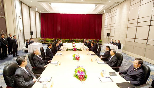 Xi-Ma meeting writes new historic chapter