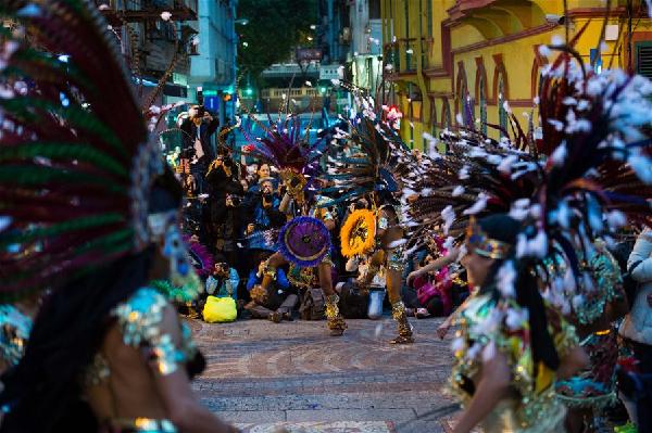 Macao holds parade to mark 16th anniv of return to motherland