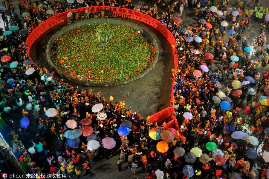 12 photos you don't want to miss about Chinese Lantern Festival