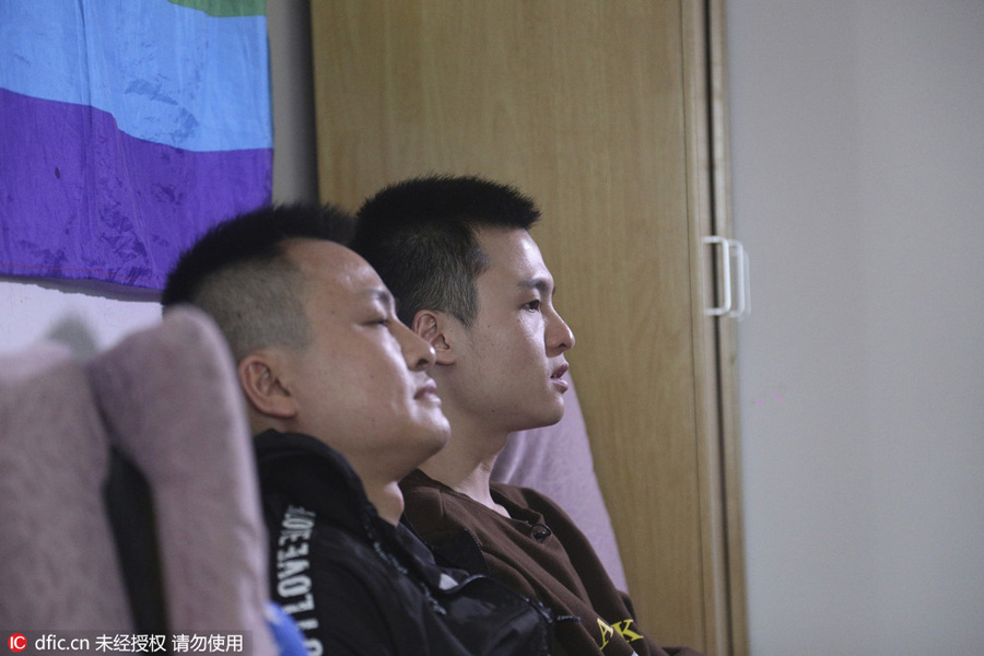 China's couple lose same-sex marriage case