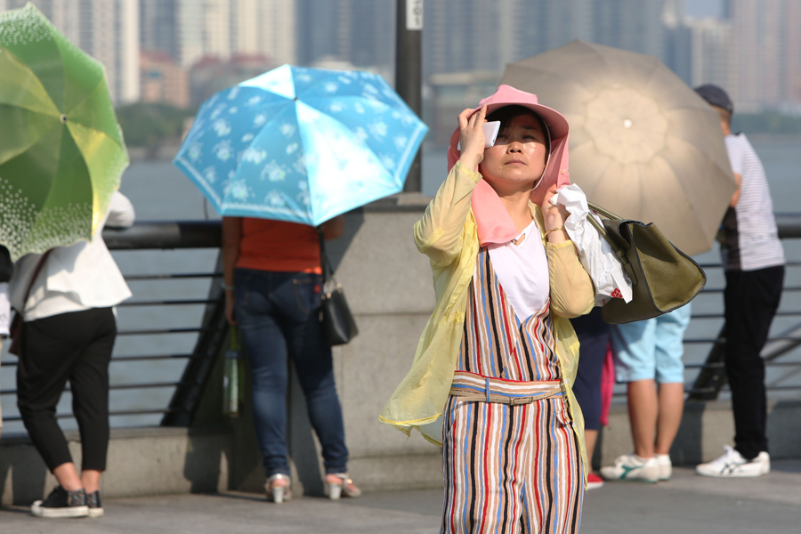 First heat wave hits Shanghai