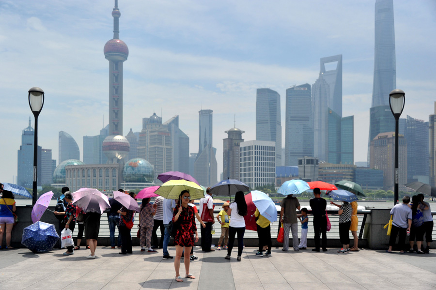 First heat wave hits Shanghai