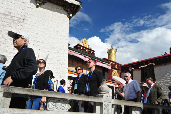 Tibet forum: Road to progress