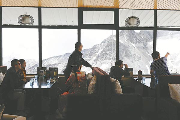 The highest cafe in the world