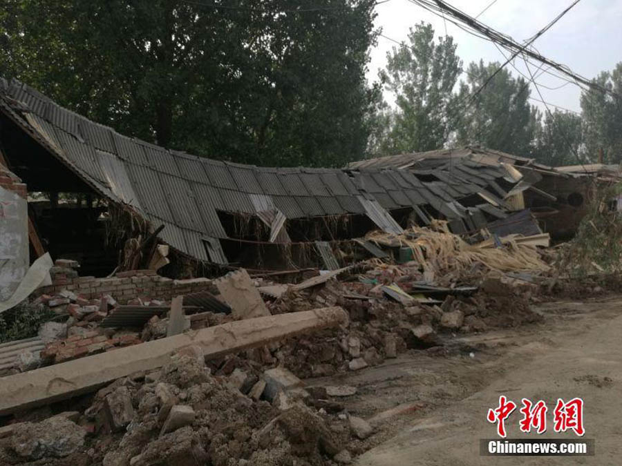 Flooding sweeps Hebei as rainstorm hits North China