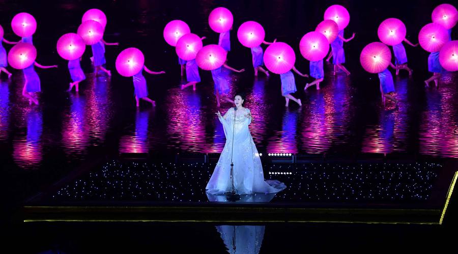 Evening gala for G20 summit held in Hangzhou