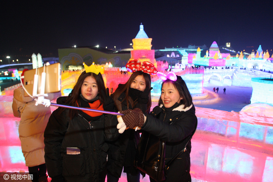 Harbin's snow and ice festival starts trial run