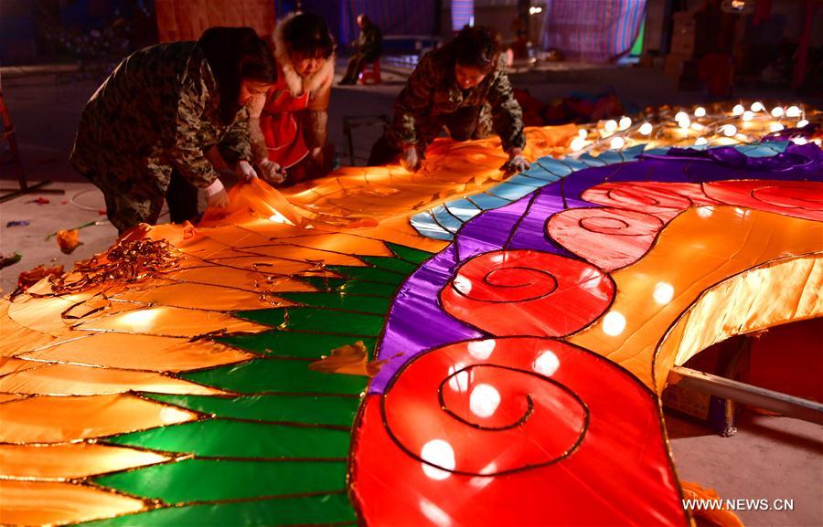 From food to decoration: Lunar New Year preparations are underway