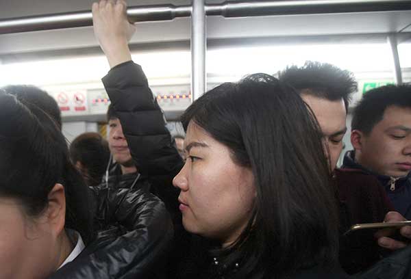 Commute costs woman 5,000 yuan a month
