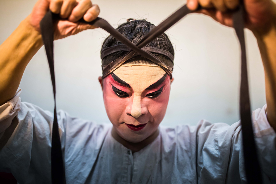 Teahouse offers a taste of Cantonese Opera