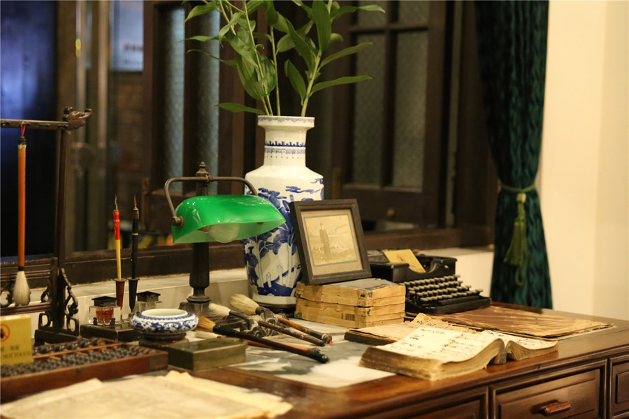 Relics of the wealthy in old Shanghai now on show 