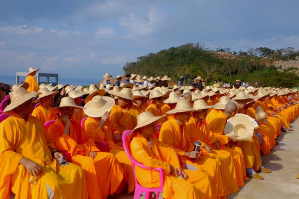 Nanhai Buddhism Academy opens in Sanya