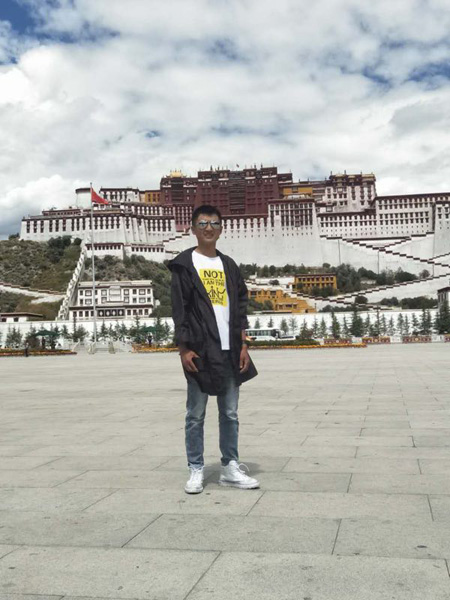 30-year-old hikes 5,800 km from Heilongjiang to Tibet