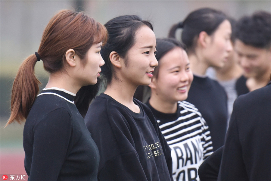 Future stars' final shot for entrance exam in Anhui
