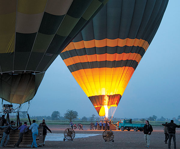 Chinese team arrives in Egypt over balloon crash