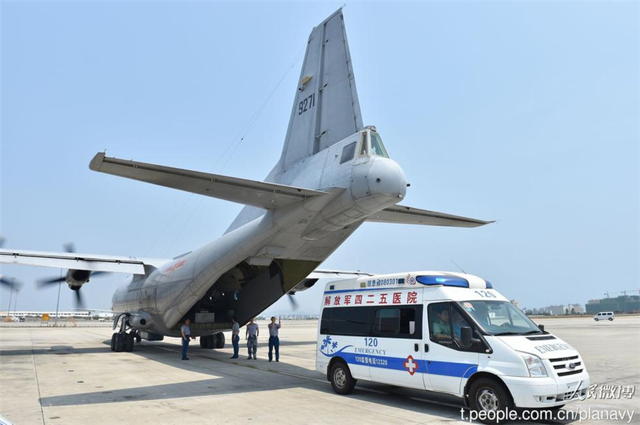 PLA Navy flight suspends mission and transfers patients