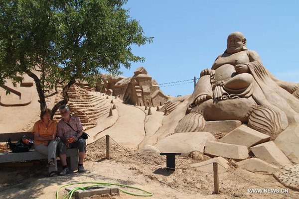 10th Int'l Sand Sculpture Festival kicks off in Portugal