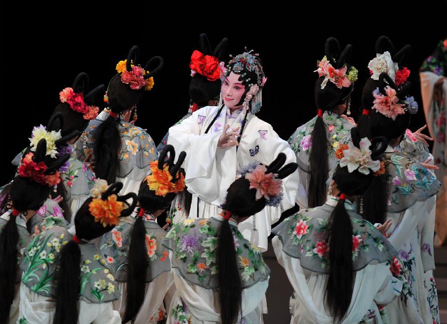 Kunqu Opera 'Peony Pavilion' staged in Jinan