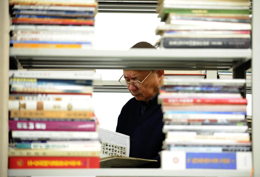 People read books at library in Spring Festival