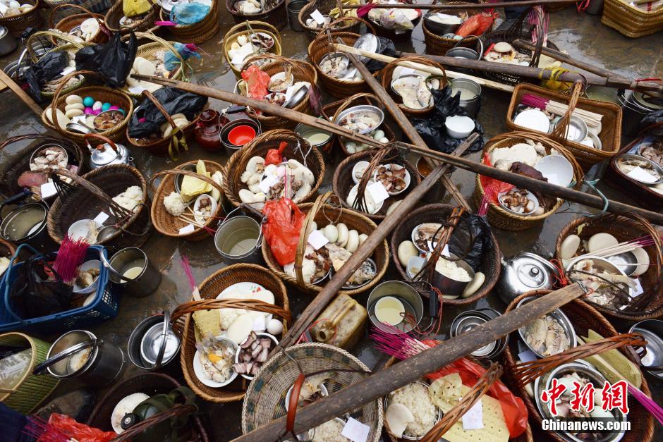 Bridge Worship Festival in Taijiang, SW China