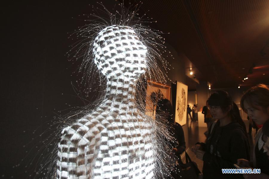 Exhibition of Chinese contemporary arts and crafts held in Beijing