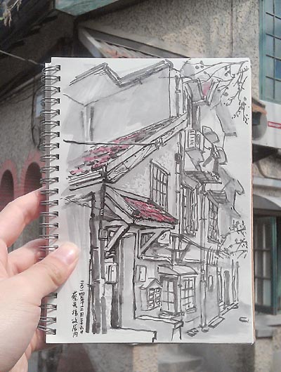 Sketching a disappearing city