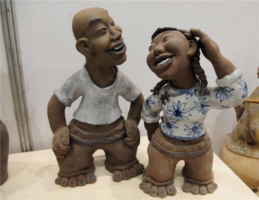 Vivid pottery figurines exhibited in Shandong