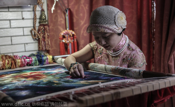 Rising star recreates magic of Han embroidery