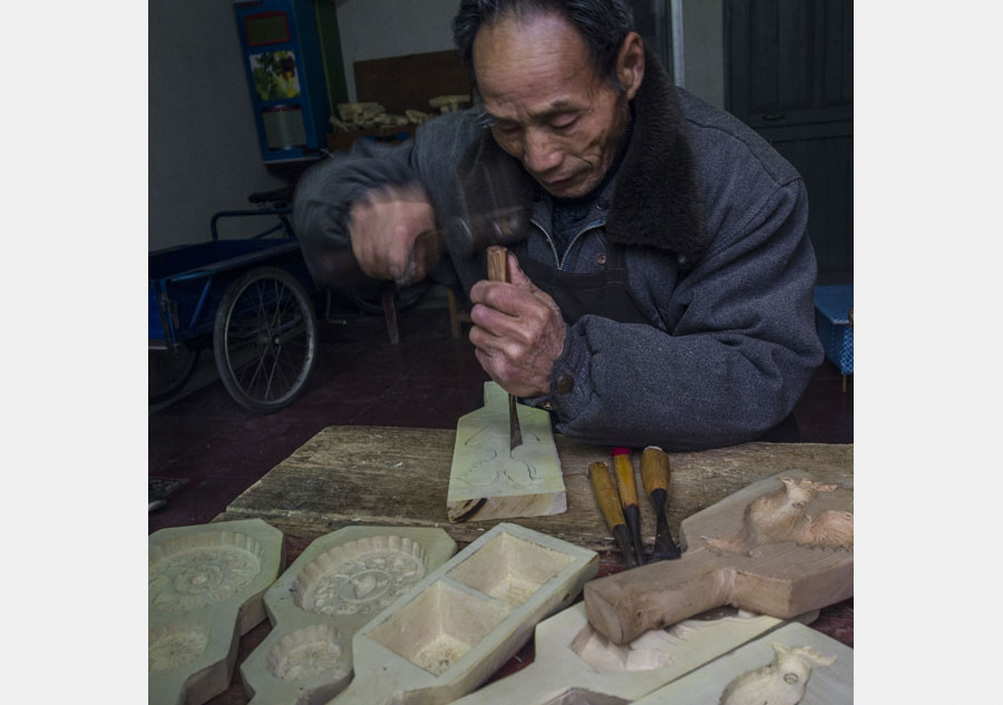 Danyang's wood carving faces extinction