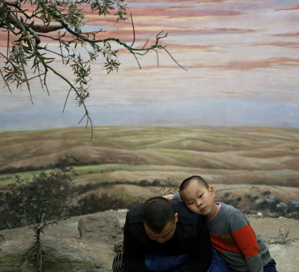 French artist tells photographic stories of Beijing
