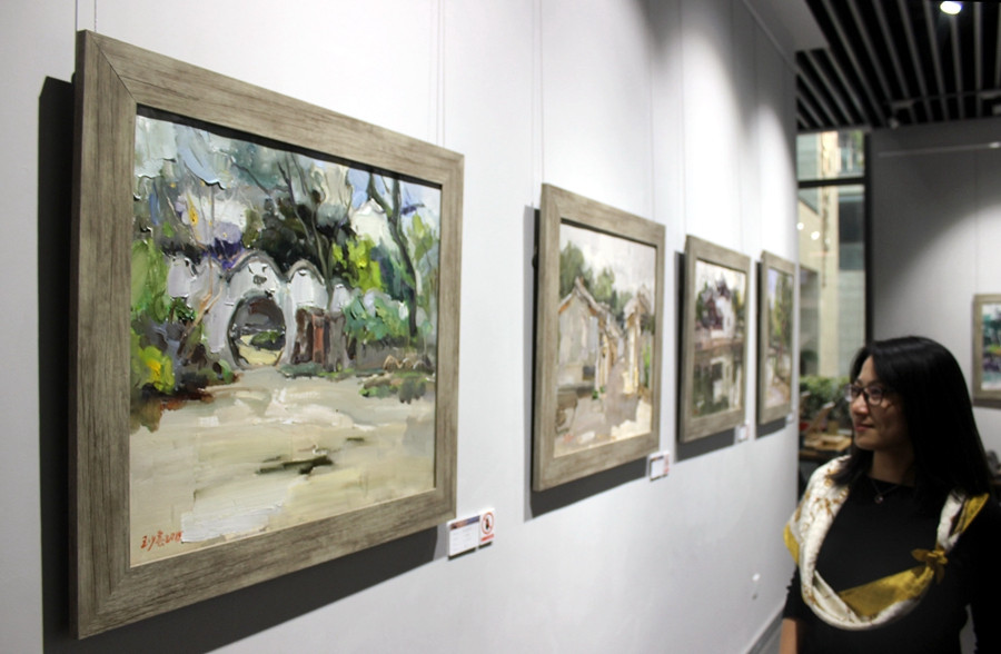 Chinese contemporary oil paintings exhibition held in Suzhou